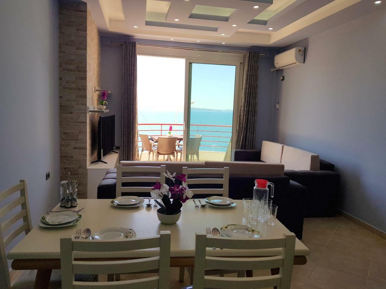 Apartment Of Beautiful Dreams Over The Sea Sarande Bagian luar foto
