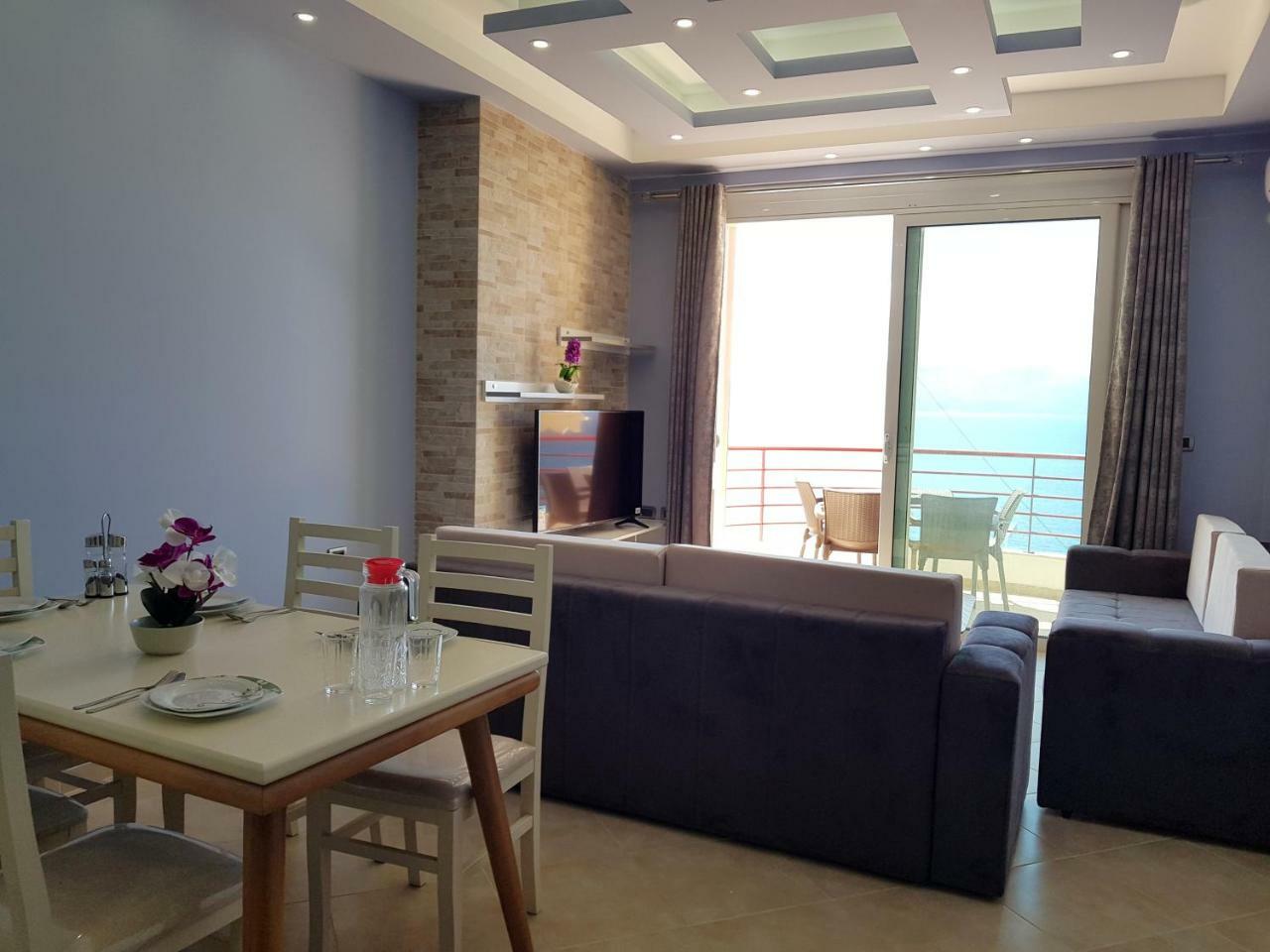 Apartment Of Beautiful Dreams Over The Sea Sarande Bagian luar foto