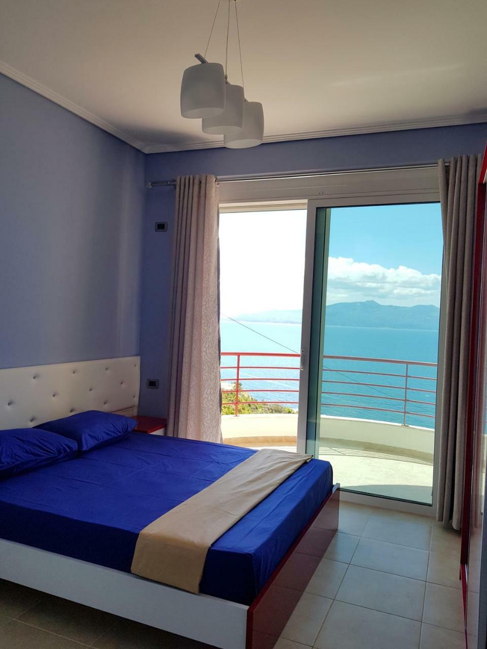 Apartment Of Beautiful Dreams Over The Sea Sarande Bagian luar foto