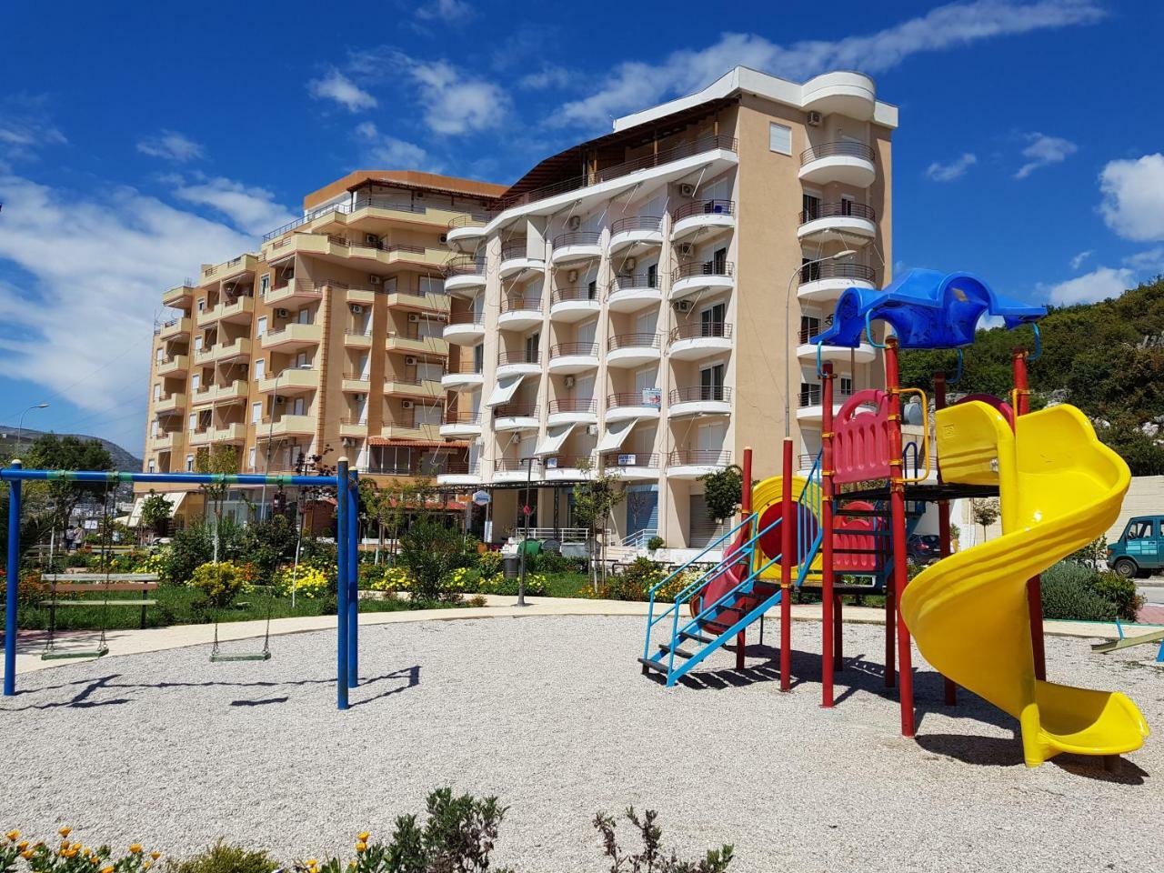 Apartment Of Beautiful Dreams Over The Sea Sarande Bagian luar foto